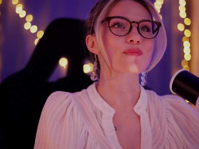 DianaMurr's BongaCams show and profile