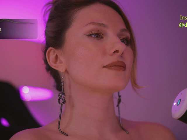 D_i_aM live cam preview
