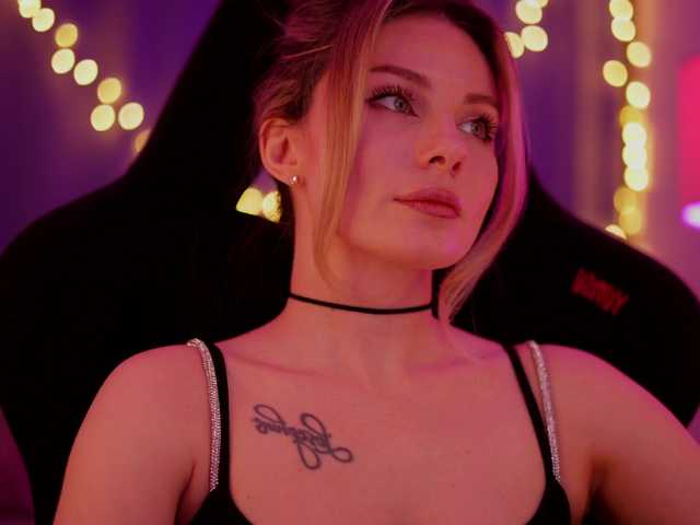 DianaMurr's BongaCams show and profile