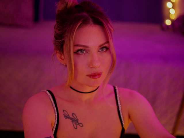 DianaMurr's BongaCams show and profile