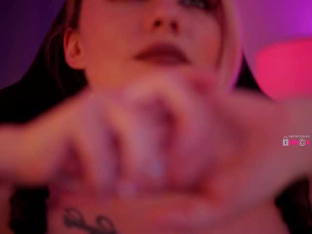 DianaMurr's BongaCams show and profile