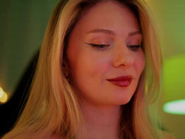 DianaMurr's BongaCams show and profile