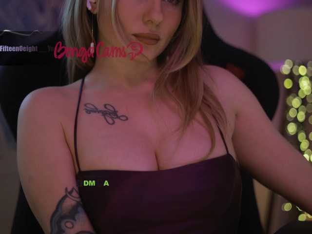 D_i_aM live cam preview