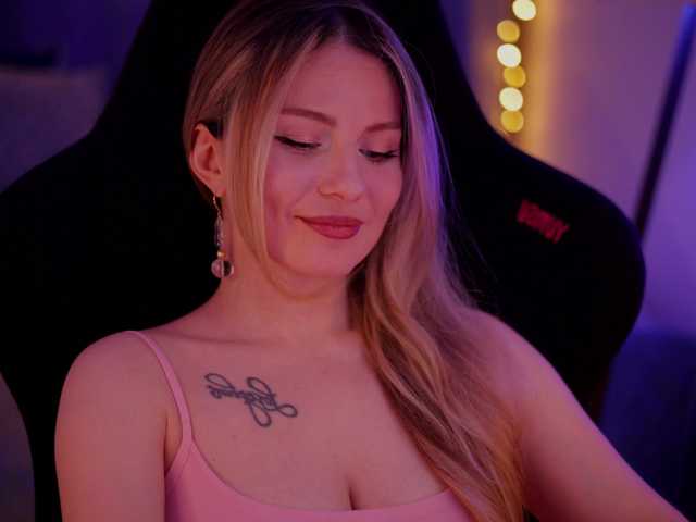 DianaMurr's BongaCams show and profile