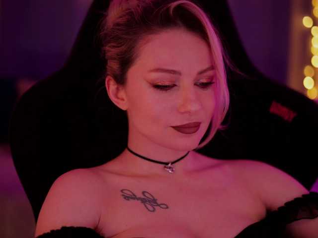 DianaMurr's BongaCams show and profile