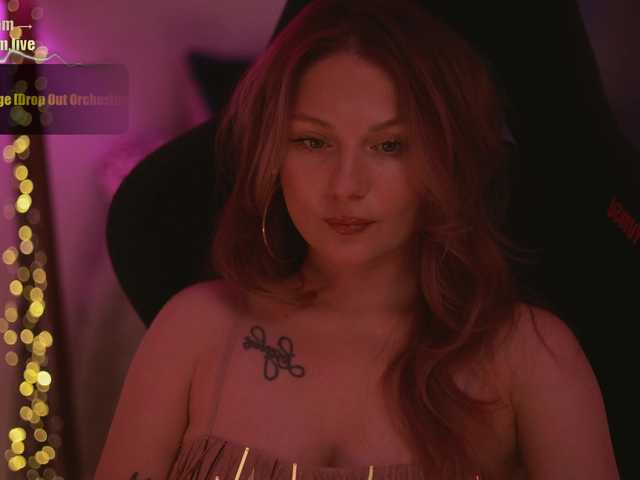 D_i_aM live webcam show