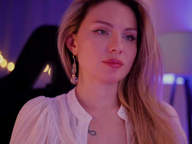 DianaMurr's BongaCams show and profile