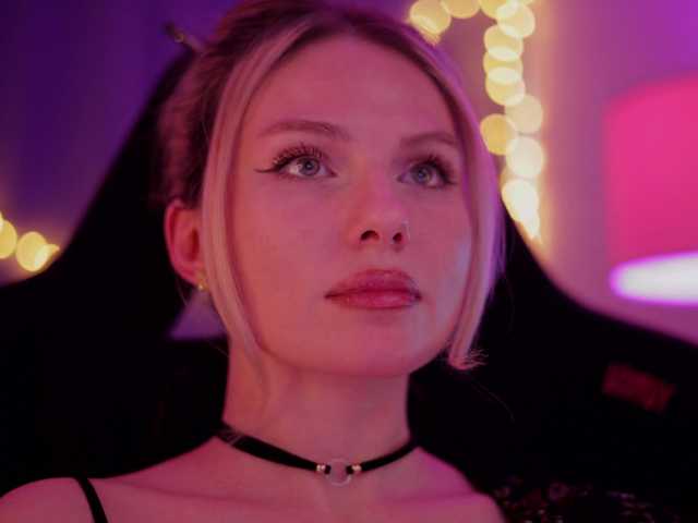 DianaMurr's BongaCams show and profile