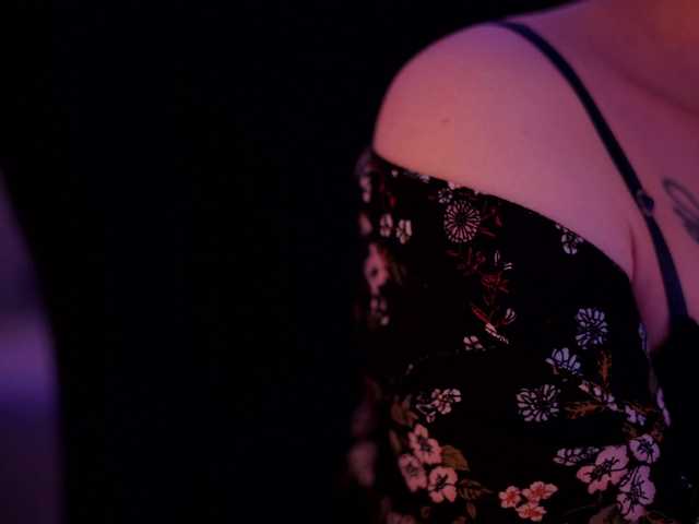 DianaMurr's BongaCams show and profile