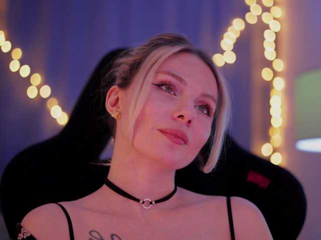 DianaMurr's BongaCams show and profile