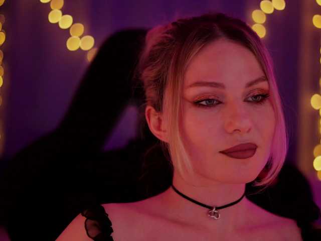 DianaMurr's BongaCams show and profile