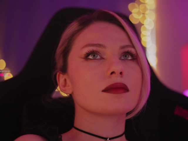 DianaMurr's BongaCams show and profile