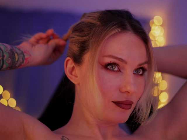 DianaMurr's BongaCams show and profile