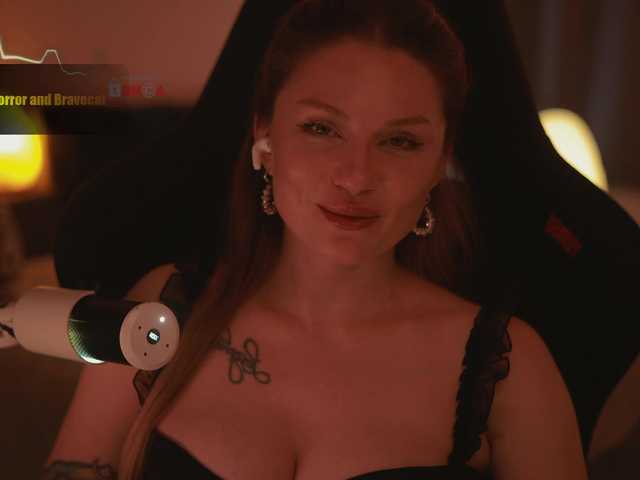 D_i_aM live webcam show
