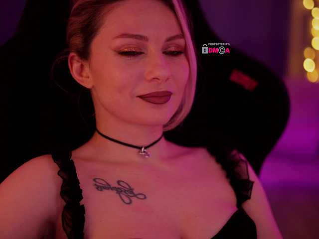 DianaMurr's BongaCams show and profile