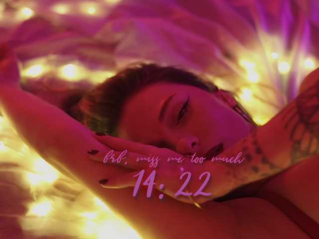D_i_aM live cam preview