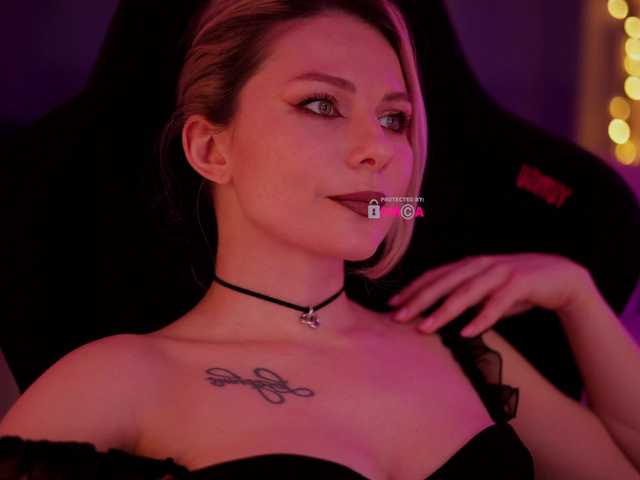 DianaMurr's BongaCams show and profile