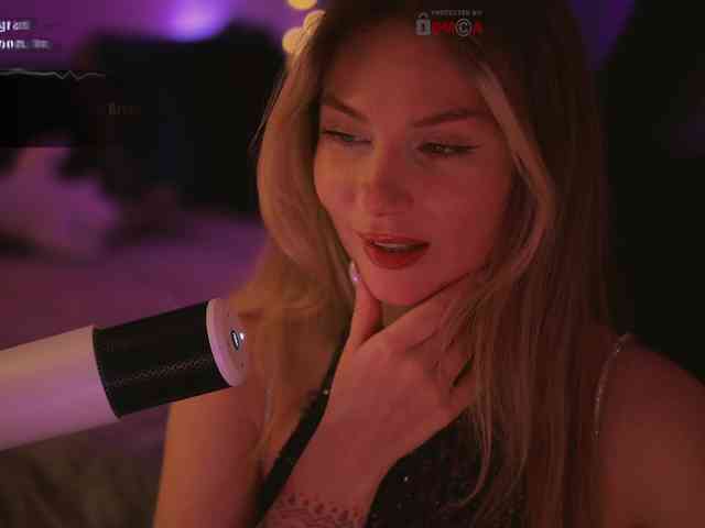 D_i_aM webcam