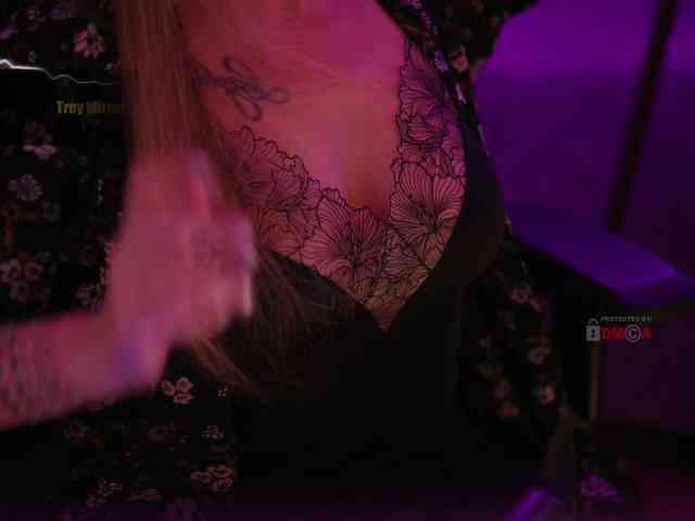 D_i_aM webcam