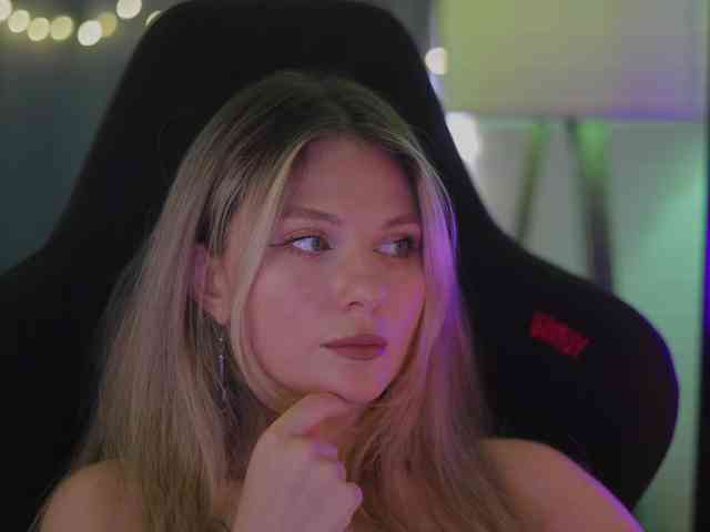 D_i_aM webcam