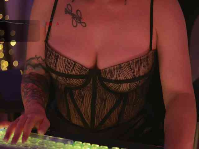 D_i_aM webcam