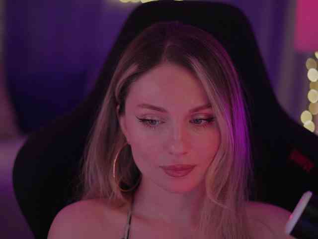 D_i_aM webcam