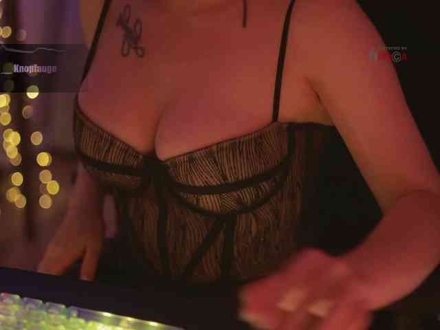 D_i_aM webcam