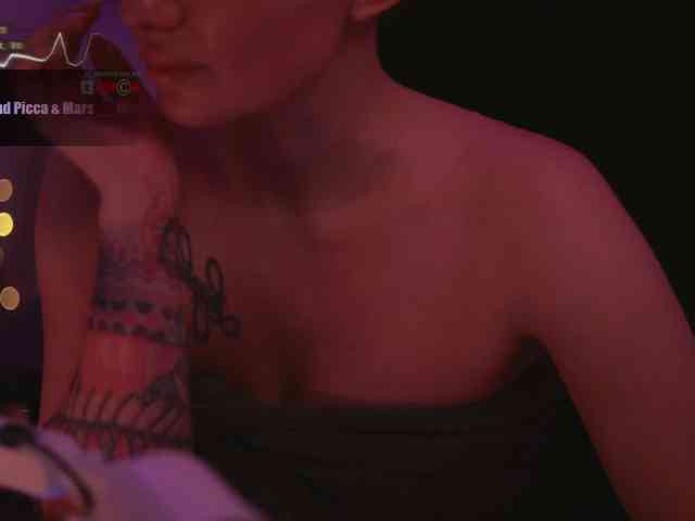 D_i_aM webcam
