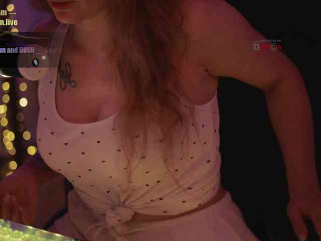 D_i_aM webcam