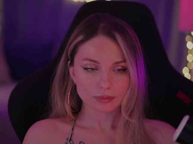 D_i_aM webcam