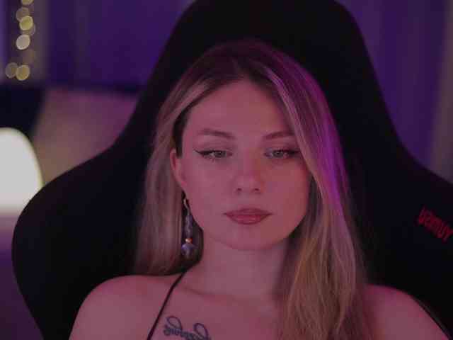 D_i_aM webcam