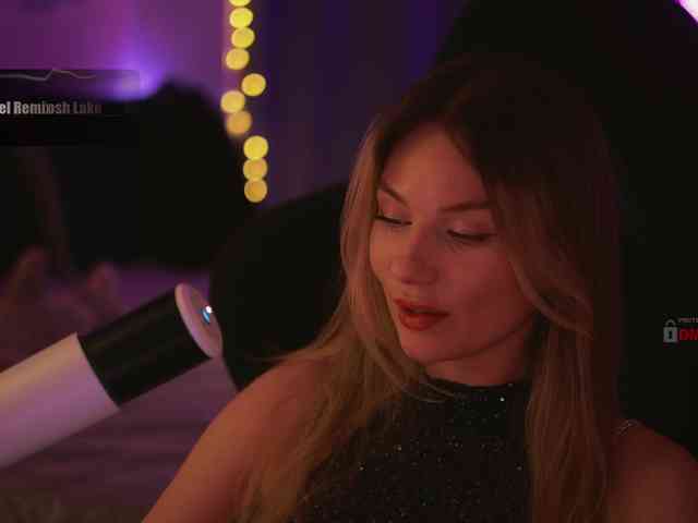 D_i_aM webcam