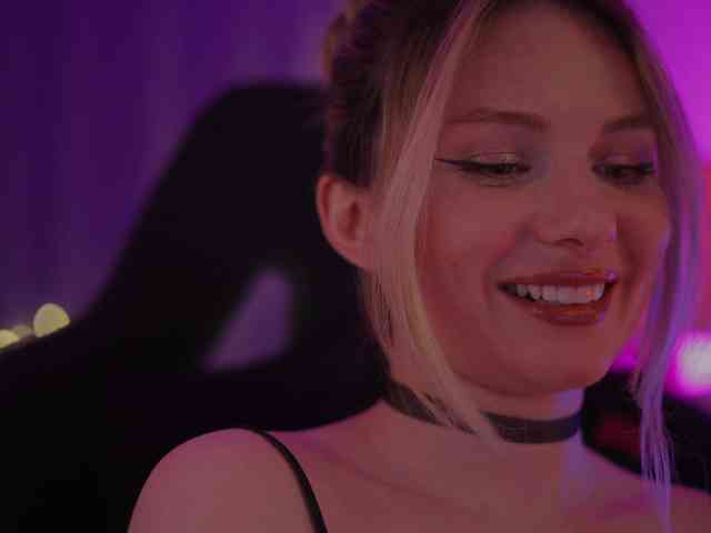 D_i_aM webcam
