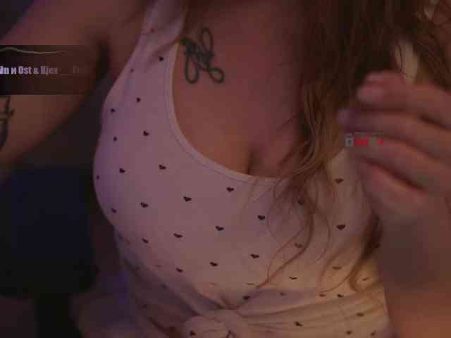 D_i_aM webcam