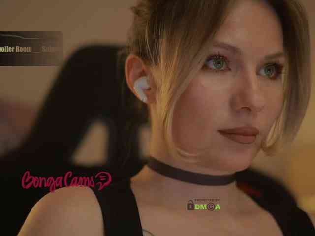 D_i_aM webcam