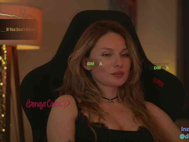 D_i_aM webcam