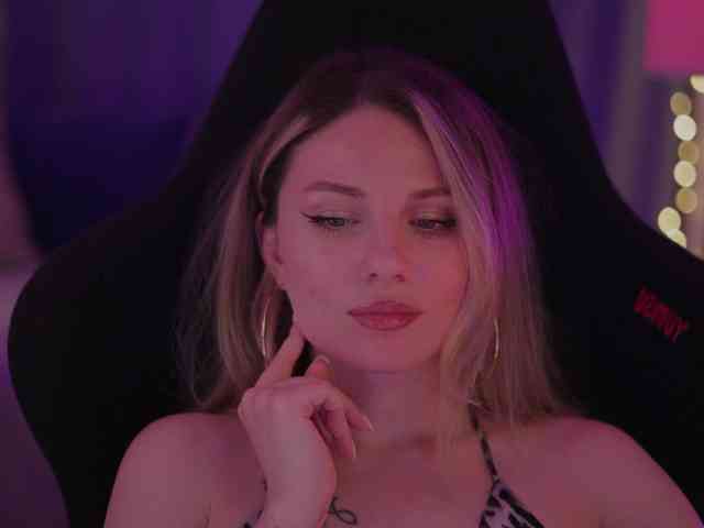 D_i_aM webcam