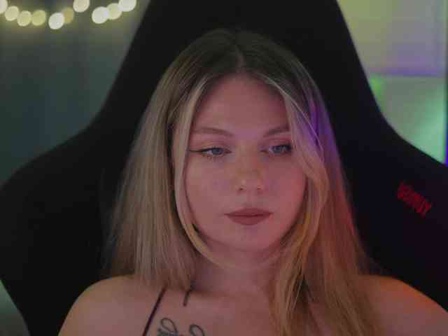 D_i_aM webcam