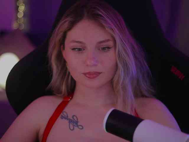 D_i_aM webcam