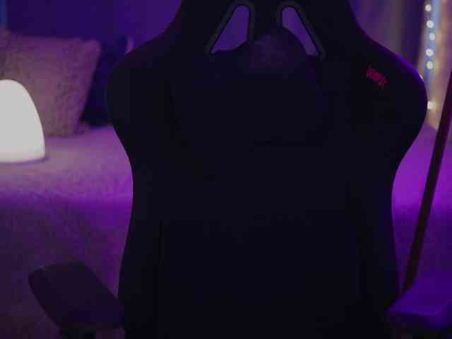 D_i_aM webcam