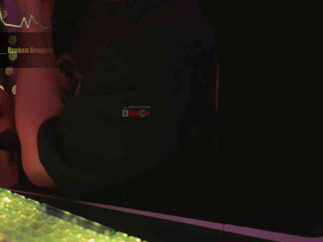D_i_aM webcam