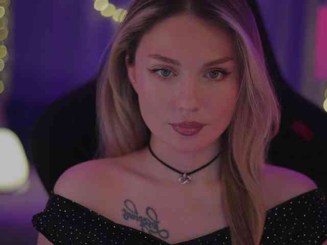 D_i_aM webcam
