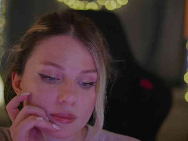 D_i_aM webcam