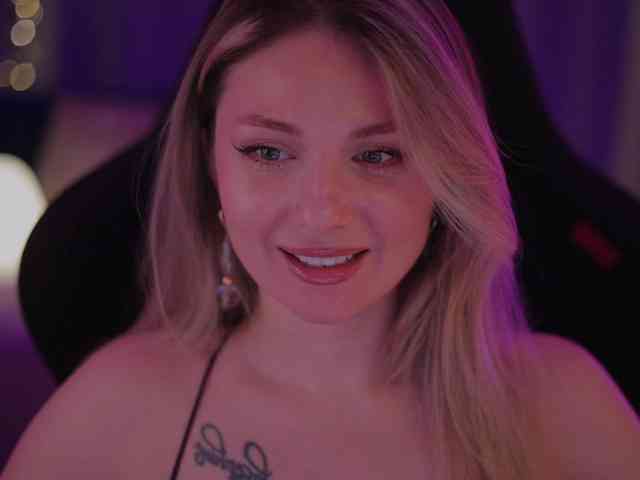 D_i_aM webcam