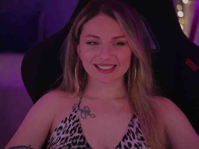 D_i_aM webcam