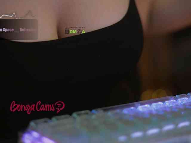 D_i_aM webcam
