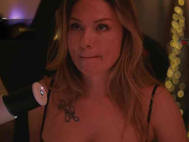 D_i_aM webcam