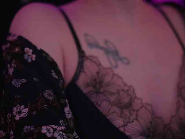 D_i_aM webcam