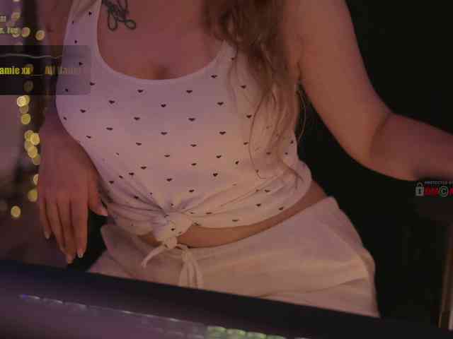 D_i_aM webcam