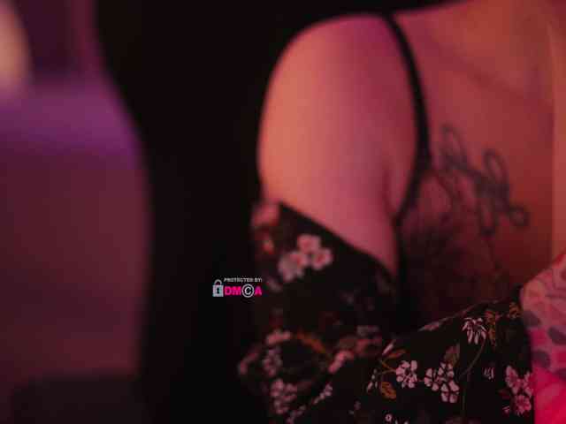 D_i_aM webcam